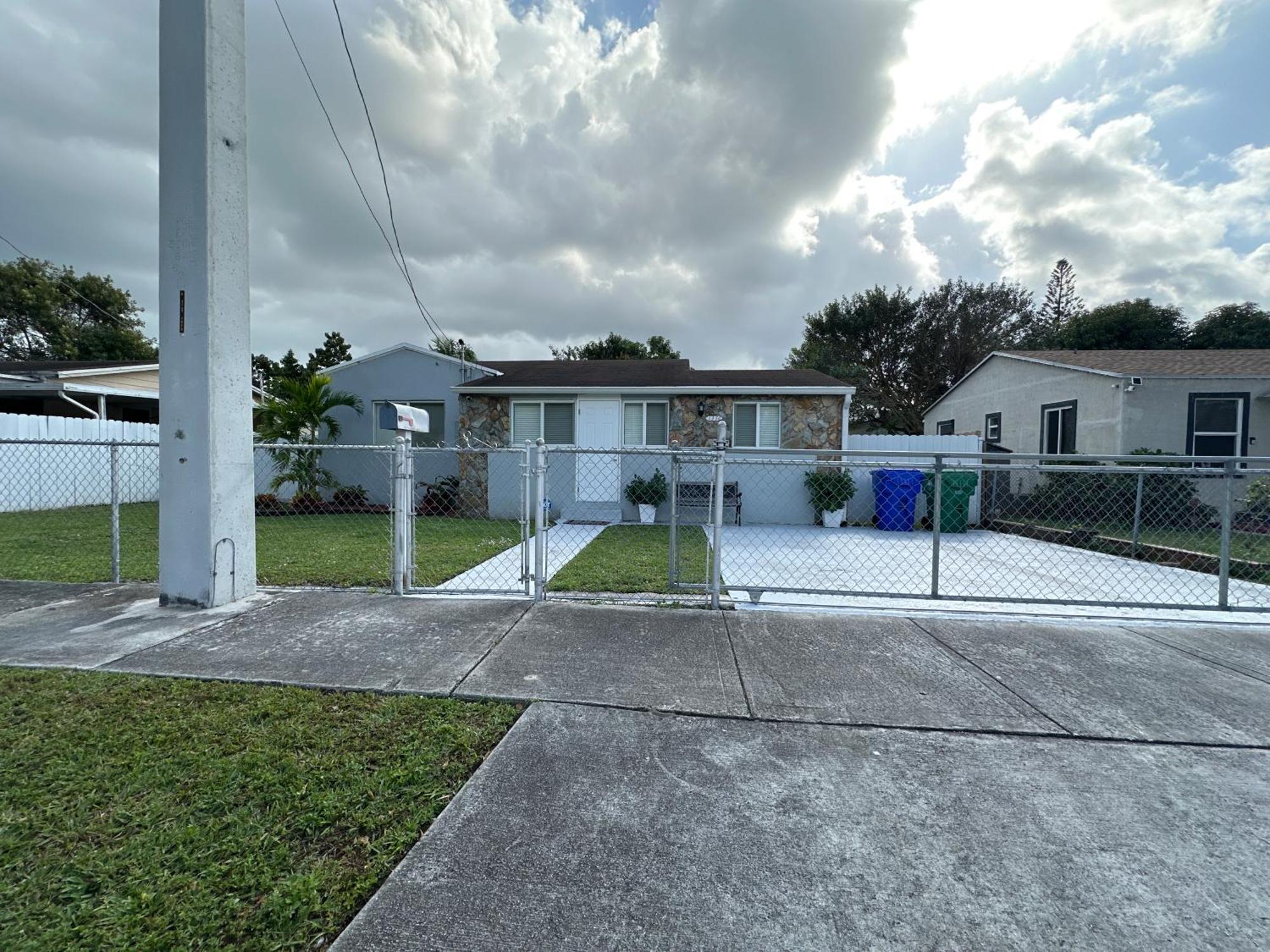 Entire 3/1 House Near Wynwood! Villa Miami Exterior photo